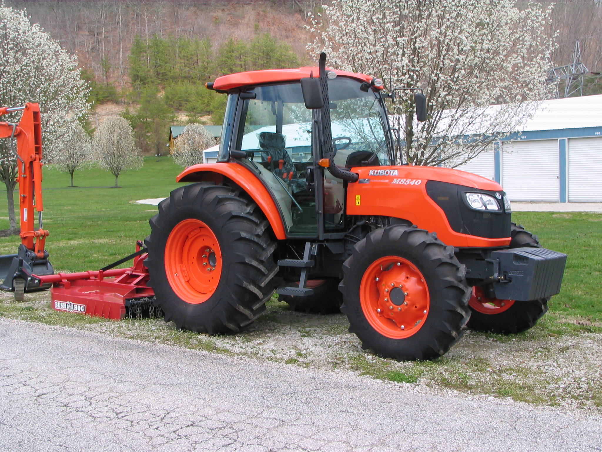 kubota m